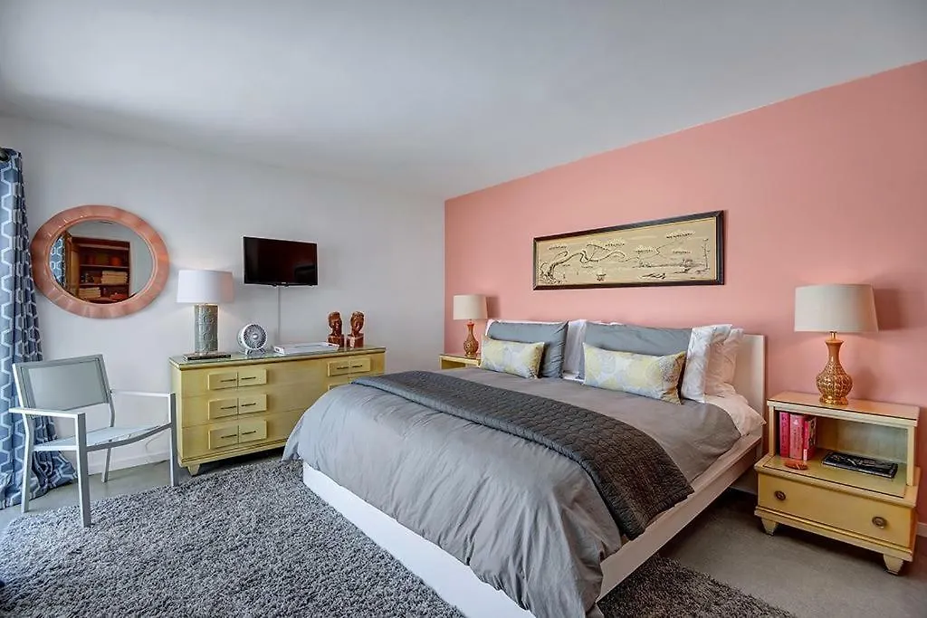 Wexler'S Barbie House Hotel Palm Springs Holiday home