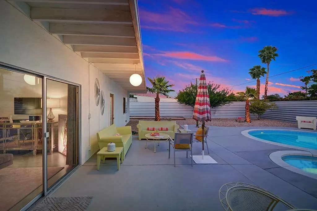 Wexler'S Barbie House Hotel Palm Springs