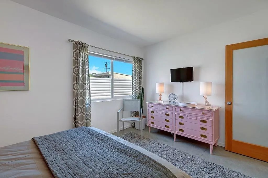 Holiday home Wexler'S Barbie House Hotel Palm Springs United States